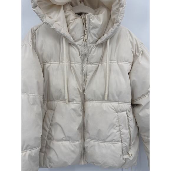 Zara Cream Puffer Jacket Hooded Zip Front Women’s Fleece lined Pockets Size M - Picture 11 of 11